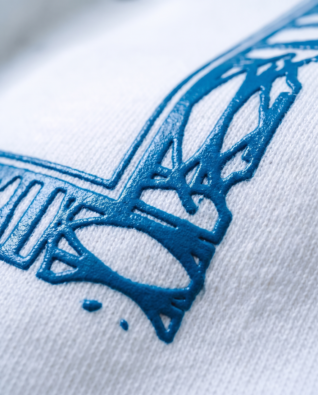 TRAUMA PROTOCOL / فكر وأنجز" GRAPHIC TEE
